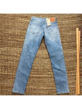 NWT Levis 511 Slim Fit Jeans Mens W28 L34 Light Wash Denim Slightly Tapered